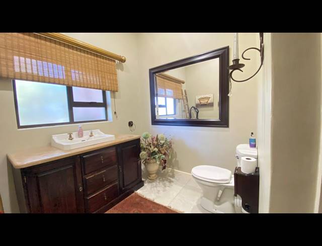 7 BEDROOM FREEHOLD FOR SALE IN SIGNAL HILL